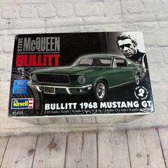 Revell Bullitt 1968 Ford Mustang GT 1/25 Scale Model Kit Steve McQueen D120 -1
