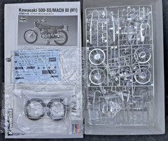 Kawasaki 500-SS/Mach III (H1) (1969) 1/12 Hasegawa BK-10 motorcycle kit 21510