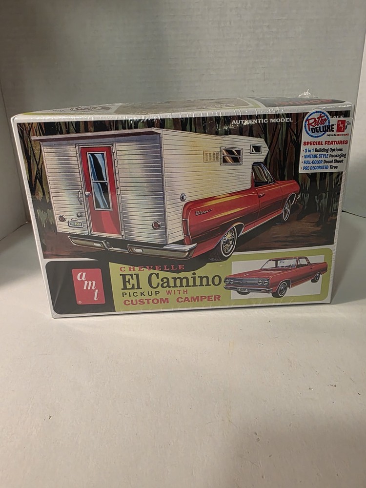 AMT 1364 1/25 1965 Chevy El Camino w/Camper Plastic Model Kit