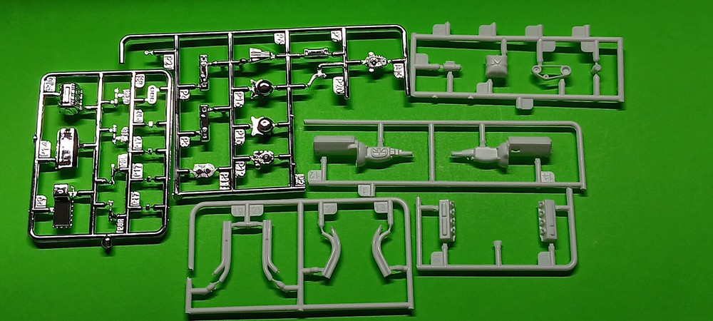 427 Engine 65 1965 Chevy Chevelle AWB Funny Drag Car 1/25 AMT Blown Headers
