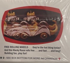 Wacky Races – Compact Pussycat (SNAP) 1/25 Scale Model Kit
