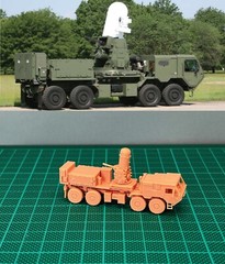 1/144 USA C-RAM Anti-aircraft Gun on HEMTT Resin Kit
