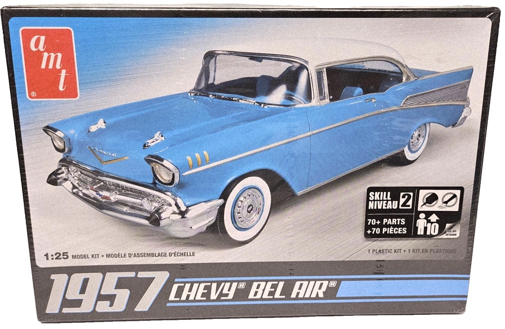 AMT 1957 Chevy Bel Air Model Car Scale 1:25 – Aqua Blue/White AMT638M/12 638