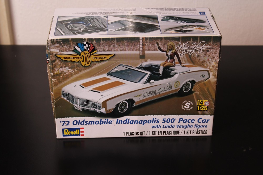 Revell Oldsmobile indianapolis pace car