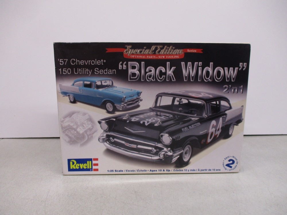 Revell Special Edition 1957 Chevrolet 150 Utility Sedan Black Widow 1/25