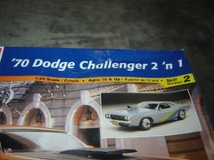 Revell 85-2596 Model kit 1970 Dodge Challenger 2n1 Factory Sealed 1/24 kit 1999