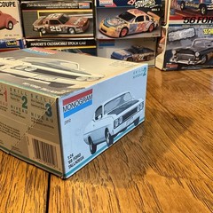 Monogram 2912 ’69 Ford Talladega 1/24 model kit DAMAGED
