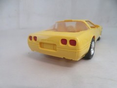 AMT ERTL 1995 Corvette ZR-1 Competition Yellow 6661EO