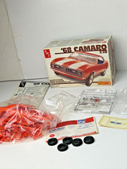 AMT # PK 4173, 1968 Chevrolet Camaro Z/28 Model Kit with Box