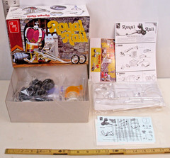 AMT ROYAL RAIL CUSTOM SHOW ROD CAR MODEL KIT 1:25 630