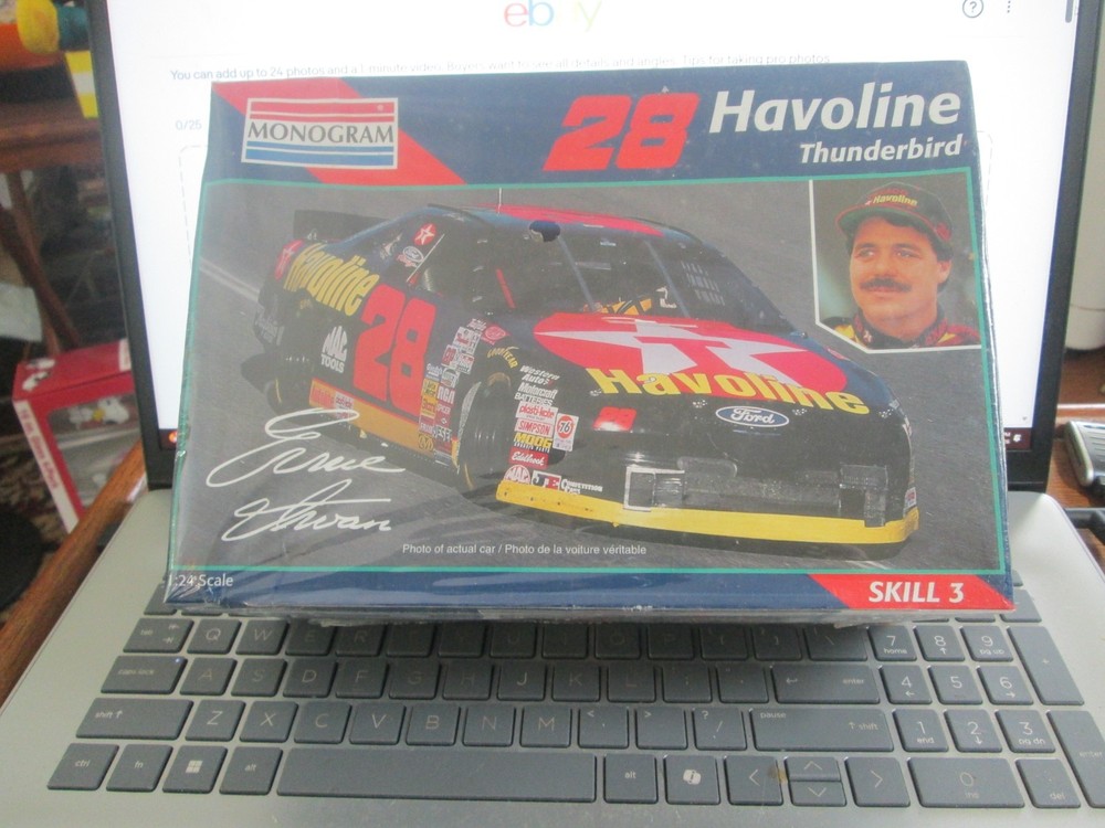1996 MonoGram ERNIE IRVAN #28 Havoline Texaco Ford Nascar Model Kit New In Box