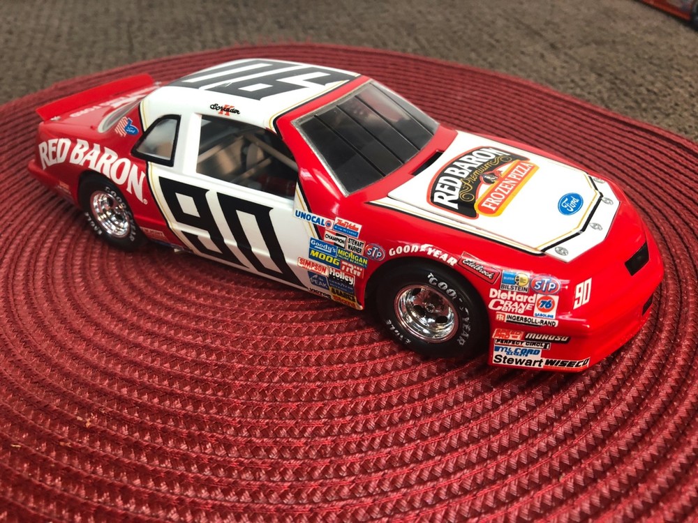 MONOGRAM 1/24 REDBARON #90 T-BIRD STOCK CAR FACTORY BUILT BOX ART DISPLAY MODEL