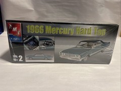 AMT 1966 Mercury Hardtop 38161 1/25 Scale Plastic Car Model Kit Free Shipping
