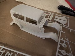 AMT 1934 Ford Two-Door Sedan Two In One Stock Custom 1/25 Model Kit Open box