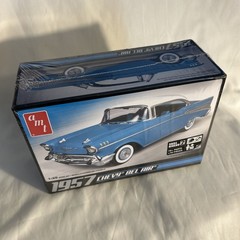 AMT 1957 Chevy Bel Air Model Car Scale 1:25 Factory Sealed