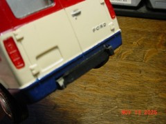AMT 1977 Ford Econoline Van 1/25 Built Model UPRM