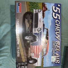 Revell Monogram 1955 Chevy Bel Air Street Machine 2-In-1 1/24 Model Kit 14519