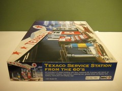 MRC – 1/24 – 1988 – Texaco Service Station From 60’s – #1501 – Open / Complete