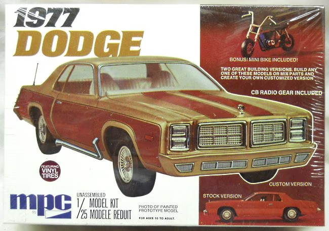 MPC 1/25 1977 DODGE MONACO COUPE