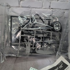 Revell Hummer H2 California Wheels 1:25 Open Incomplete Model Kit