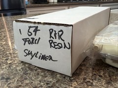 R & R RESIN 1954 FORD SKYLINER RESIN KIT! CIRCA 90’s-2000’s! VMCP!