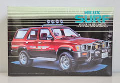 Aoshima Hilux Surf 4Door V6 SSR Ltd, 1/24 Scale Plastic Model Kit 20, New Sealed