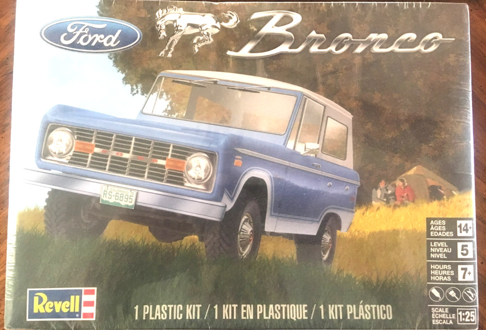 Revell Ford Bronco Model Kit 85-4320 1:25 Scale – NEW