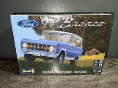 Revell Monogram Original Early Ford Bronco 1:25 Scale Plastic Model Kit 4×4 NEW