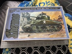 Nichimo Japan 1:35 Plastic Model Kit Sherman U.S. Army Medium Tank W/Bonus!