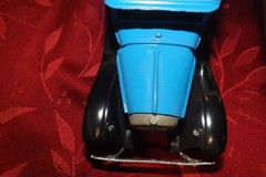 HUBLEY FORD 4 DOOR SEDAN METAL MODEL KIT HOT ROD PARTS REPAIR 1:20 JUNKYARD BLU