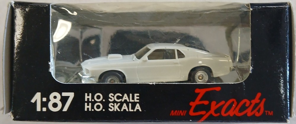 Monogram Mini Exact 2027 ’69 Mustang Boss 302 1:87 New