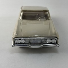 Jo-Han 1961 Dodge Dart Phoenix 1/25 Scale Promo Friction Car – Beige