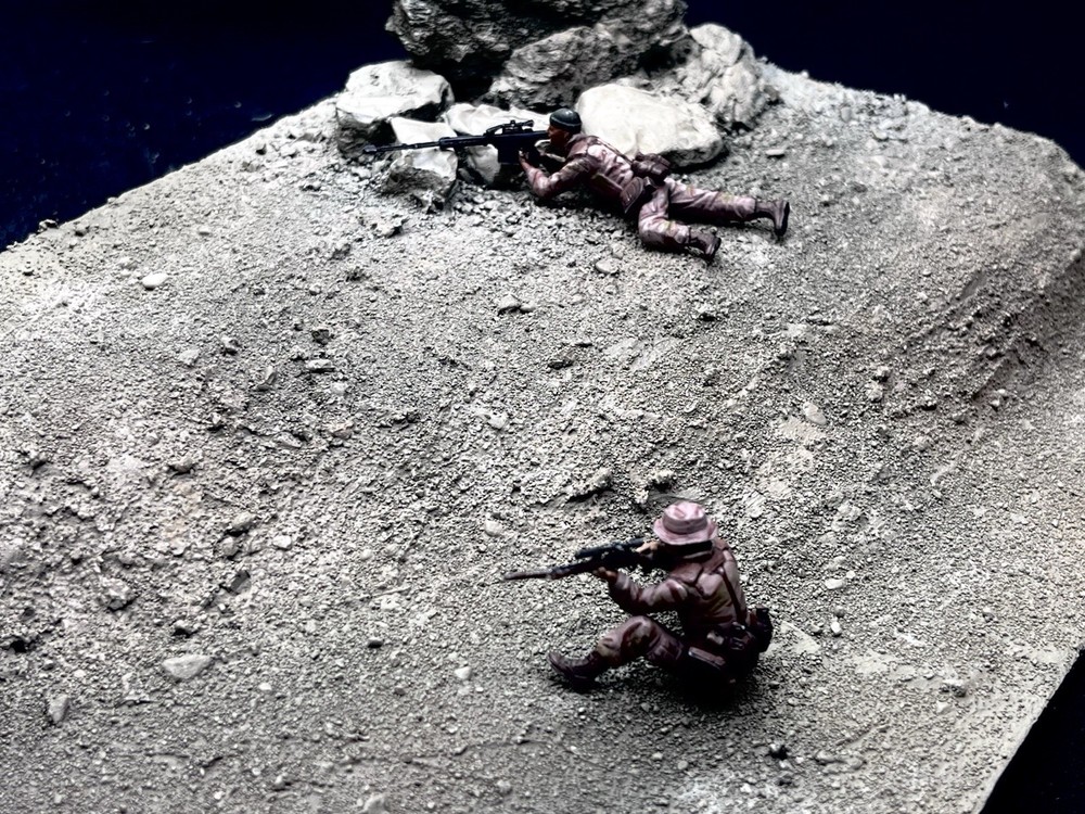 1/35 Scale Military Diorama Base Terrain Display Model Soldiers Figures Diecast