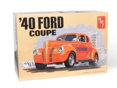 AMT 1940 Ford Coupe 1:25 Scale Model Kit Small, Multicolored