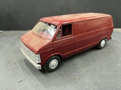 C3 MPC Dodge Panel Van built model 1/25 McM