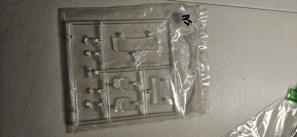 MODEL CAR 32 FORD GLASS HS
