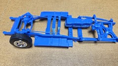 1996 Ford F-150 4×4 1/25 LINDBERG Started Model Kit for rebuilding or parts