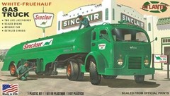 Atlantis Models 1402 1/48 White-Fruehauf Gas Truck w/2 Figures