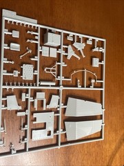 SdKfz 138/1 Ausf H “Grille” Self-Propelled Gun 1/35 Kirin Assy Started Kit#28003
