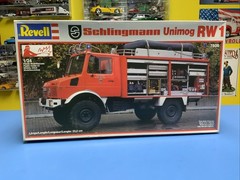 Revell # 7505 Schlingmann Unimog RW 1 Scale 1:24