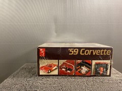 AMT ERTL 1959 Corvette Convertible 1:25 Scale Factory sealed skill level 2