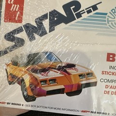 AMT 1/25 1979 Pontiac Firebird Turbo Custom Snap Kit Vinyl Tires AMT1211M/12