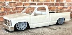 1/24 Scale: 24-Inch “US Mags Scottsdale” Wheels And Tires; Resin;1/25