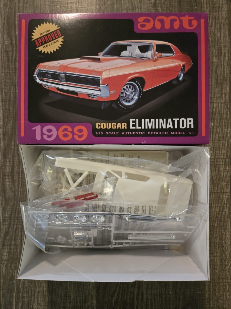 AMT 1969 Cougar Eliminator 1/25 Scale Plastic Model Kit Open Complete