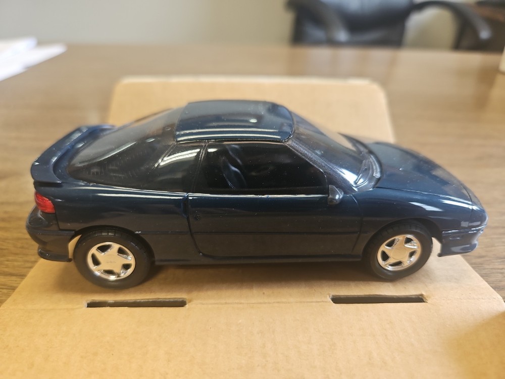 ERTL AMT 92 CHEVROLET GEO STORM GSI Dealer Promo Model 1:25 BENNINGTON BLUE 6155