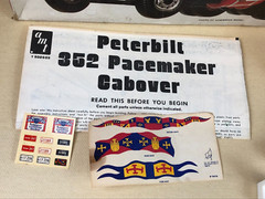 AMT Peterbilt 1:25 BUDWEISER 352 PACEMAKER CABOVER Truck Kit T551 ~Started AS-IS