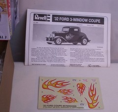 REVELL 32 FORD 3 WINDOW COUPE MODEL KIT 1:25 85-7605