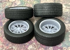 1/24 Scale: 17-inch “Rambler” wheels W/ Wide Rear Tires . Resin