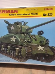 Sherman M4 A1 Allied Standard Tank. Italeri 1:35 Model Kit /0426-ys5