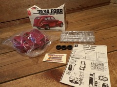 Vintage AMT 1930-40’s FORD Custom Tudor Sedan Car Model Kit – JUNKYARD PARTS!